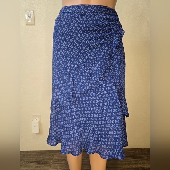 MICHAEL KORS WOMEN'S Blue  SWIRL LAYERED RUFFLE TIERED SKIRT  SIZE 12 - Picture 8 of 13